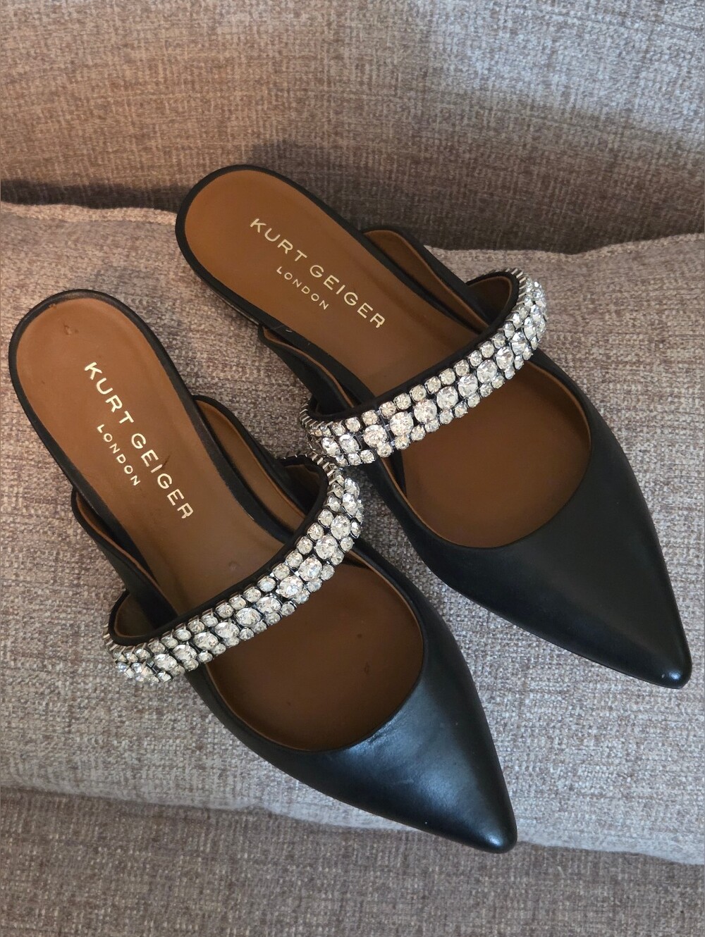 NEW KURT GEIGER LONDON SIZE 38 BLACK "PRINCELY" FLAT MULE
